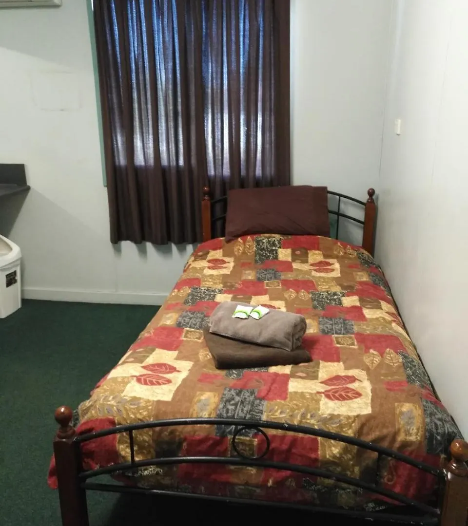 Mt Isa Irish Club Accommodation Mount Isa 2*,